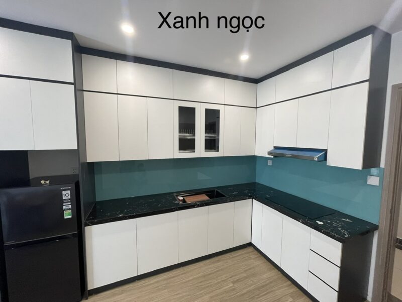 Kính Màu Ốp Bếp